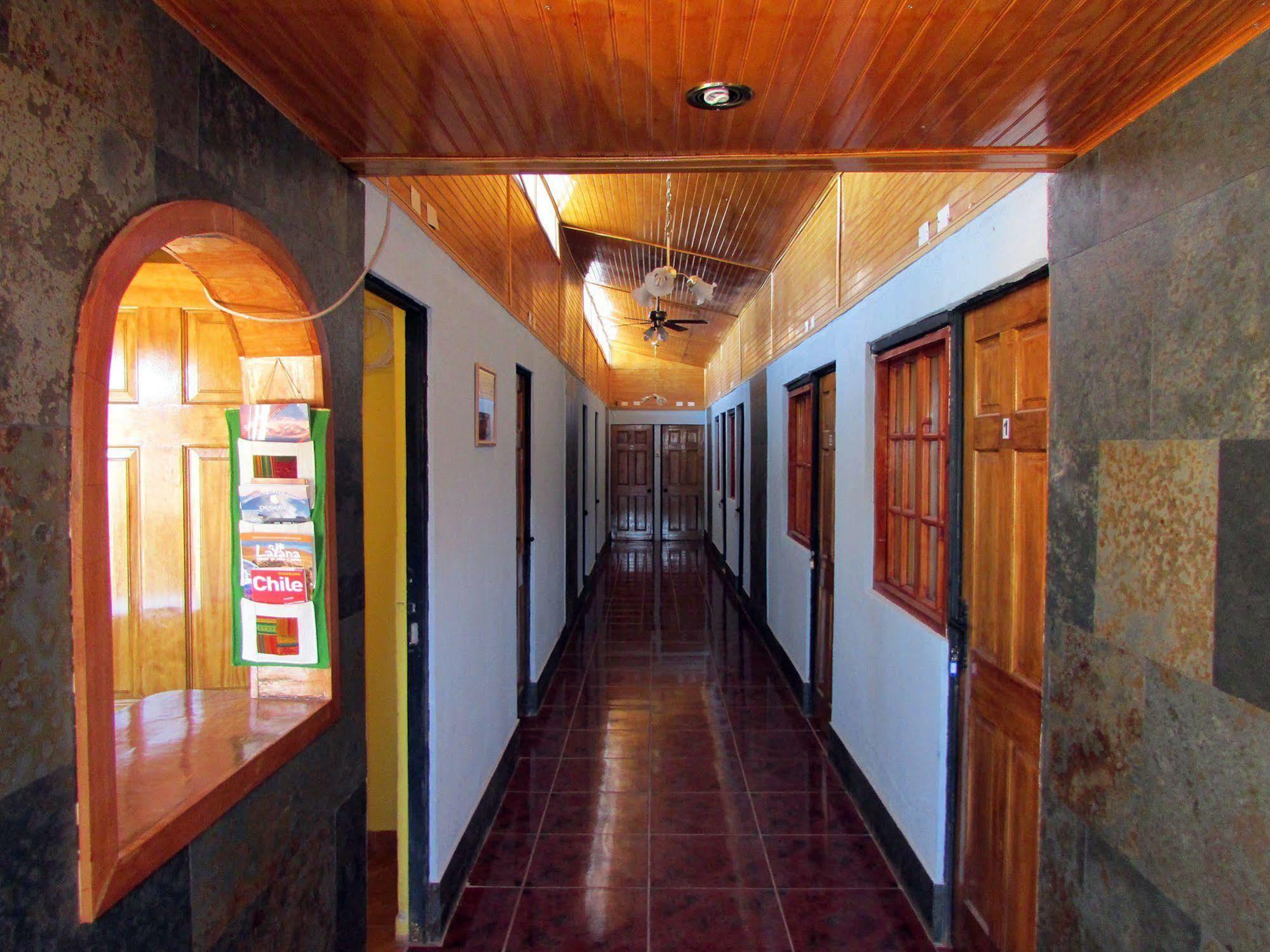 סן פדרו דה אטקאמה Hostal Desert מראה חיצוני תמונה